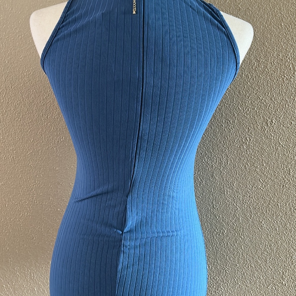 Mock neckline romper - Picture 7 of 8